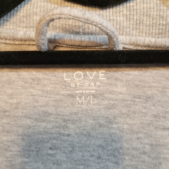 2-Pack Love By Gap Long Sleeve Cardigan Sweaters w/pockets, M/L (Runs Big), EUC - Picture 10 of 12